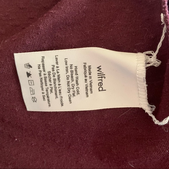 Aritizia Wilfred Burgundy Swiss Dot Top Size XXS - Picture 4 of 5